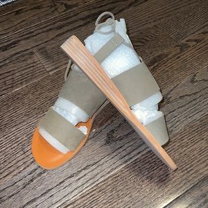 Brand New Lucky Brand Genuine Leather Hadesha Sandal - Fossilized Barclay 6.5
